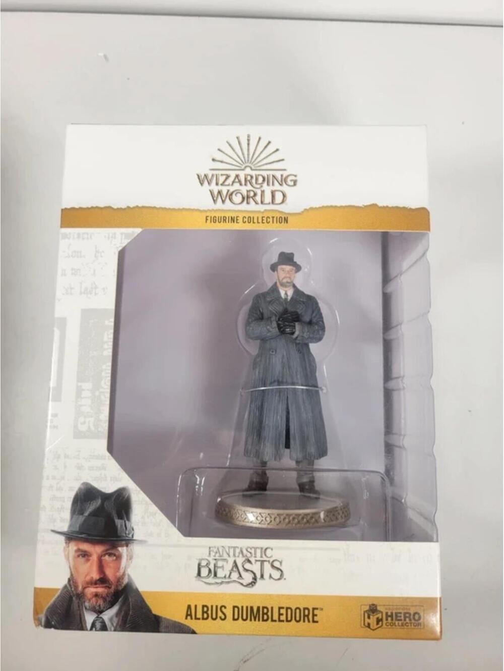 Wizarding World Of Fantastic Beasts Figurine Collection - Young Albus Dumbledore
